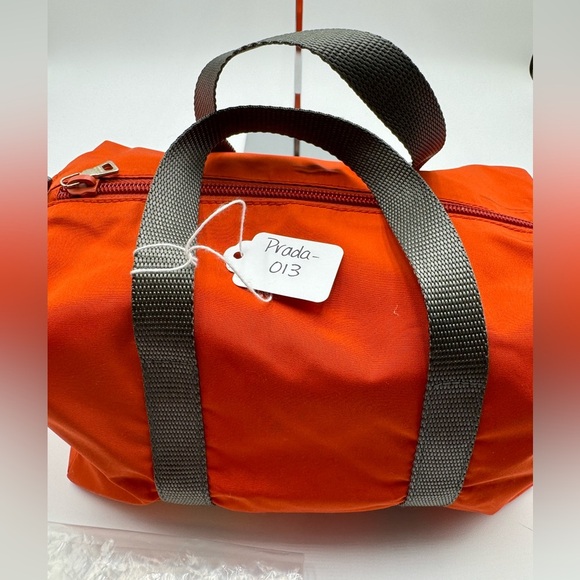 Prada - Authentic - Mini Duffle Orange - Picture 15 of 16